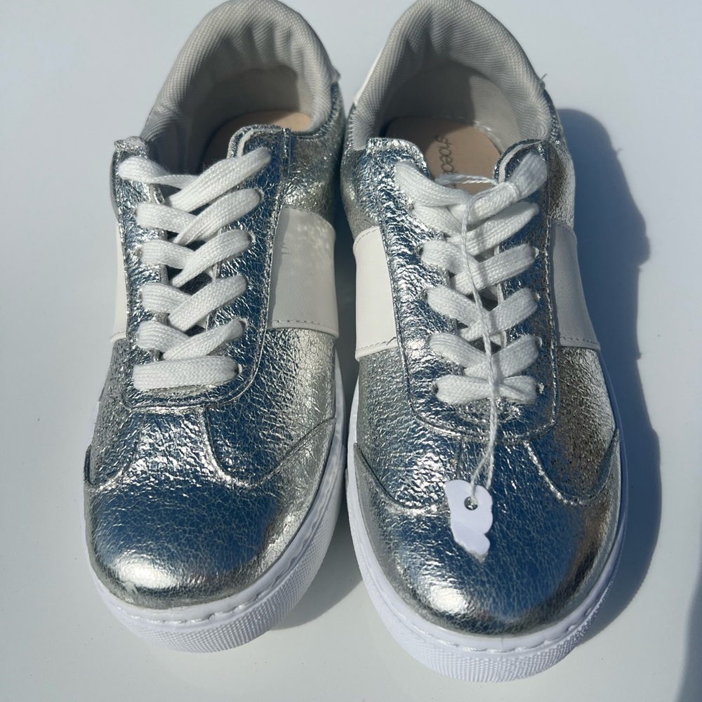 Shoe Dazzle Metallic Silver and White Sneakers - Picture 5 of 5